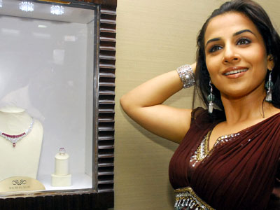 vivacious vidya balan at diamond jewellery launch actress pics